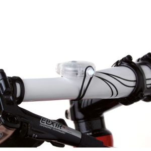 2 phares de vélos dans un boîte - BYLUX 4