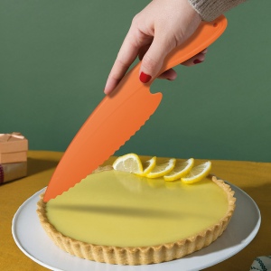 COUTEAU PELLE A TARTE 12