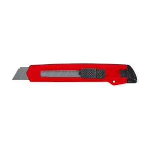 Cutter avec 7 lames de réserve 11