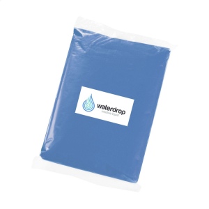 Poncho de pluie légère en matière synthétique translucide dans un petit sachet en plastique 5
