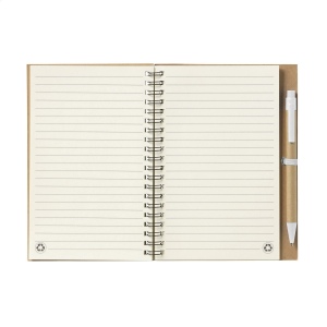 Bloc-notes en matériau recyclé avec environ 70 feuillets / 140 pages papier ligné de couleur crème (70 g/m²) et couverture cartonnée, relié par une spirale solide en métal 13