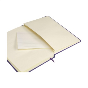 Carnet de notes compact format A5 avec environ 96 feuilles / 192 pages de couleur crème, papier ligné (80 g/m²) certifié FSC Mix 53