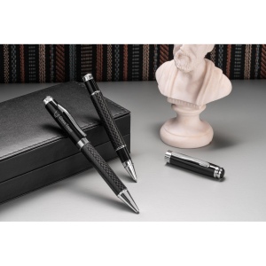 CHESS. Kit roller et stylo à bille en métal et fibre de carbone avec mécanisme twist 4