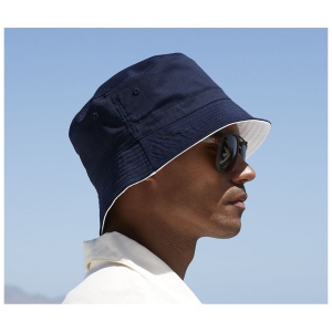 Chapeau réversible
