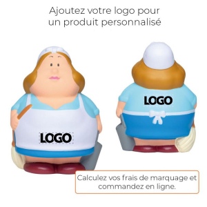 Squeezie Berta femme de ménage MBW 6