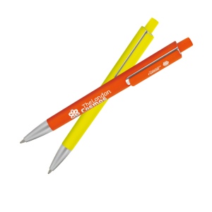 STYLO BILLE ECRITURE NOIRE CORPS ET CLIP PLASTIQUE 9