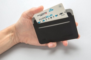 Porte-cartes anti RFID Québec 17