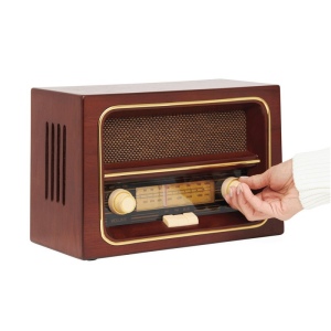 Radio AM/FM RECEIVER 8