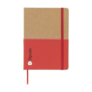 Carnet de notes de style duo en liège et en imitation cuir d'un format pratique avec environ 72 feuilles / 144 pages de papier (70 g/m²) lignées de couleur crème et fermeture par élastique 3