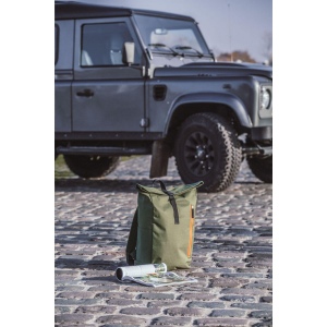 Sac à dos urbain robuste et pratique en polyester 600 D résistant avec une doublure en PVC imperméable et partiellement en nylon 23