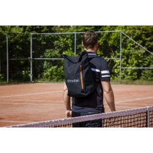 Sac à dos urbain robuste et pratique en polyester 600 D résistant avec une doublure en PVC imperméable et partiellement en nylon 12