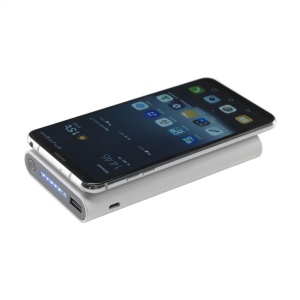 Chargeur externe sans fil en ABS extrêmement complet avec une batterie Li-ion intégrée (8 000 mAh) 4