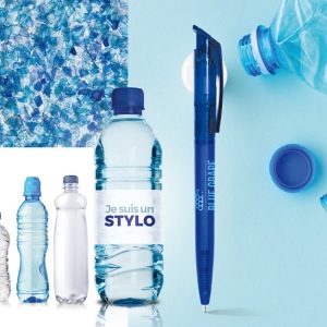 STYLO BILLE BLEUE CORPS ET CLIP PLASTIQUE EN MATIERE RECYCLEE rPET 28