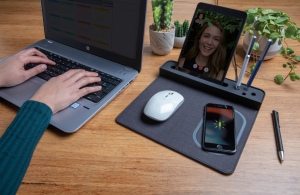 Tapis de souris Air avec chargeur à induction 5W 13
