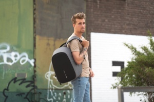Sac à dos antivol Bobby Hero Regular 42