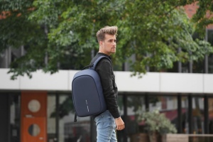 Sac à dos antivol Bobby Hero Regular 64