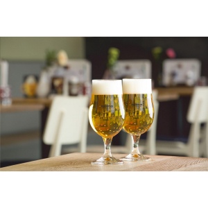 Verre à bière, à pied 4