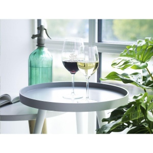 Verre à vin transparent pour servir du vin blanc 3