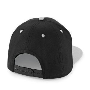 Casquette 5 pans avec visière contrastée 9