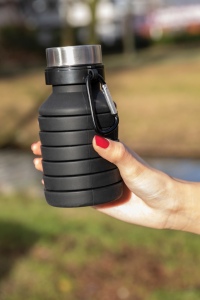 Bouteille en silicone pliable étanche avec couvercle 9