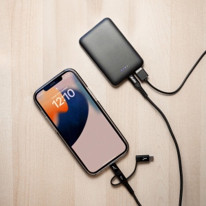 KAITO - BATTERIE DE SECOURS ULTRA COMPACTE - 5000 MAH NOIRE 5