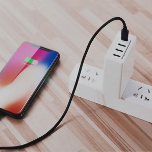 SHI - TURBO CHARGEUR SECTEUR 4 USB 5A - BLANC 5
