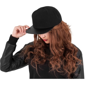 Casquette snapback en carbone 4