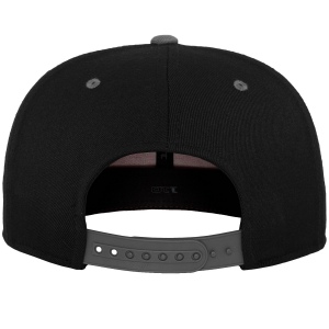 Casquette ajustée à visière plate 13