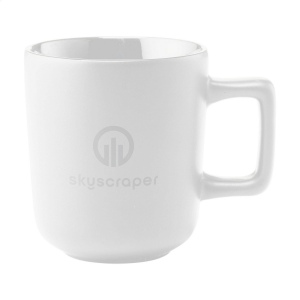 Mug en céramique de haute qualité, avec une belle anse. La finition extérieure est mate, tandis que l'intérieur est brillant. 3