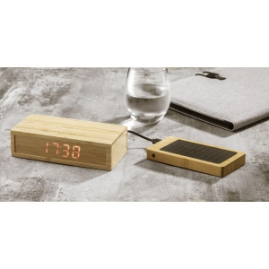 Puissante batterie externe, de haute capacité et chargeur en bambou naturel certifié FSC 100%, avec une batterie lithium-polymère intégrée (8000 mAh) 8