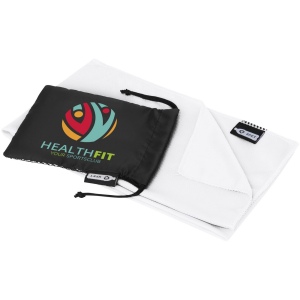 Serviette de sport rafraîchissante en PET recyclé Raquel avec pochette 80 x 30 cm 10