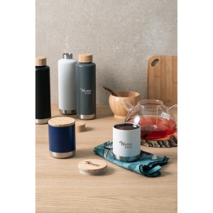 NORRE BOTTLE. Bouteille en acier inoxydable (36% recyclée) avec double paroi isolée sous vide 640 mL 7