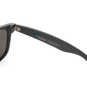 Lunettes de soleil en PC plastique recyclé GRS 18