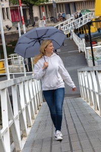 Parapluie 21" automatique rPET 190T et bambou Impact AWARE™ 23