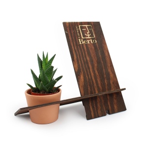 Support téléphone bois avec plante 2