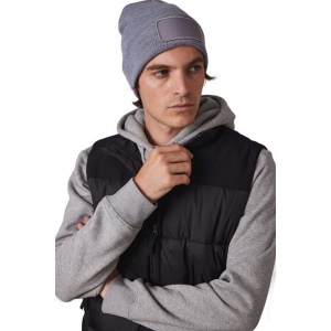 Bonnet avec patch 14
