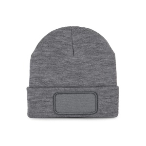 Bonnet avec patch 8