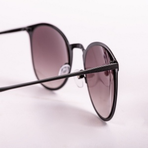 Lunettes solaires Ipsum Black 4
