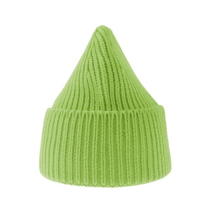 Bonnet en tricot épais 28