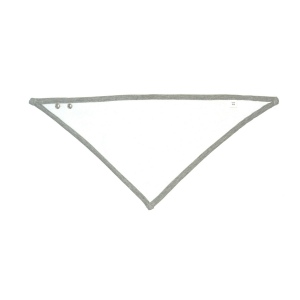 Bavoir doublé. Ajustable par boutons pression. Étiquette détachable. 5