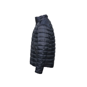 Doudoune légère en polyester recyclé 11