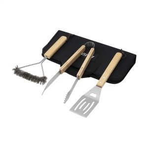 Ensemble de barbecue 3 pièces composé d'une spatule, d'un jeu de pinces barbecue ainsi que d'une brosse en acier inoxydable pour nettoyer le barbecue après utilisation 2