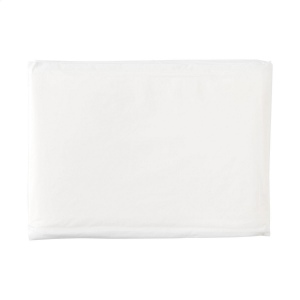 Ce poncho réutilisable est fabriqué à partir de déchets de production de maïs: 4% PLA, 60% PBAT et 36% amidon de maïs 4