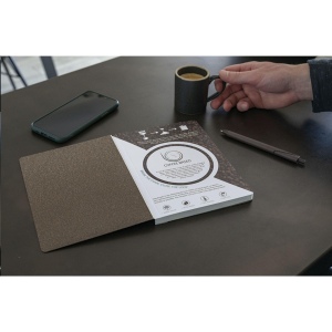 Carnet A5 avec une couverture en marc de café qui sent même le café ! Le marc de café qui reste après l'infusion est utilisé pour créer ce produit 7
