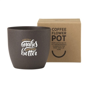 Un pot de fleurs entièrement compostable, fabriqué à partir de marc de café 3
