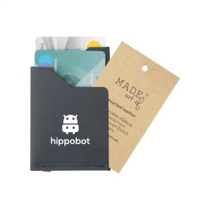 Porte-cartes fabriqué à partir de déchets de cuir recyclés (provenant de cuir italien) et de liants naturels 10