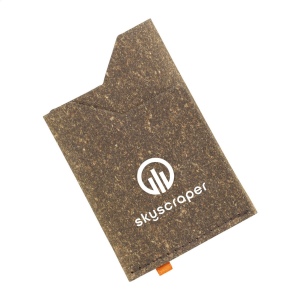 Porte-cartes fabriqué à partir de déchets de cuir recyclés (provenant de cuir italien) et de liants naturels 11