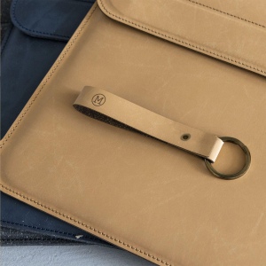 Porte-clés fabriqué à partir de déchets de cuir italien recyclés et de liants naturels 14