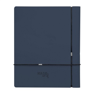 Carnet en format A5 avec une couverture réalisée à partir de déchets de cuir italien recyclés et de liants naturels 4