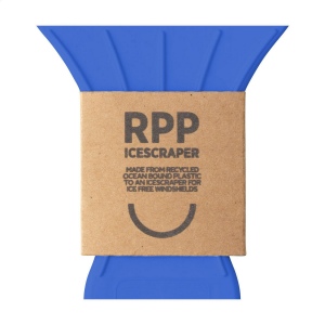 Grattoir à glace fabriqué à partir de plastique Ocean Bound recyclé de Plastic Bank® 15